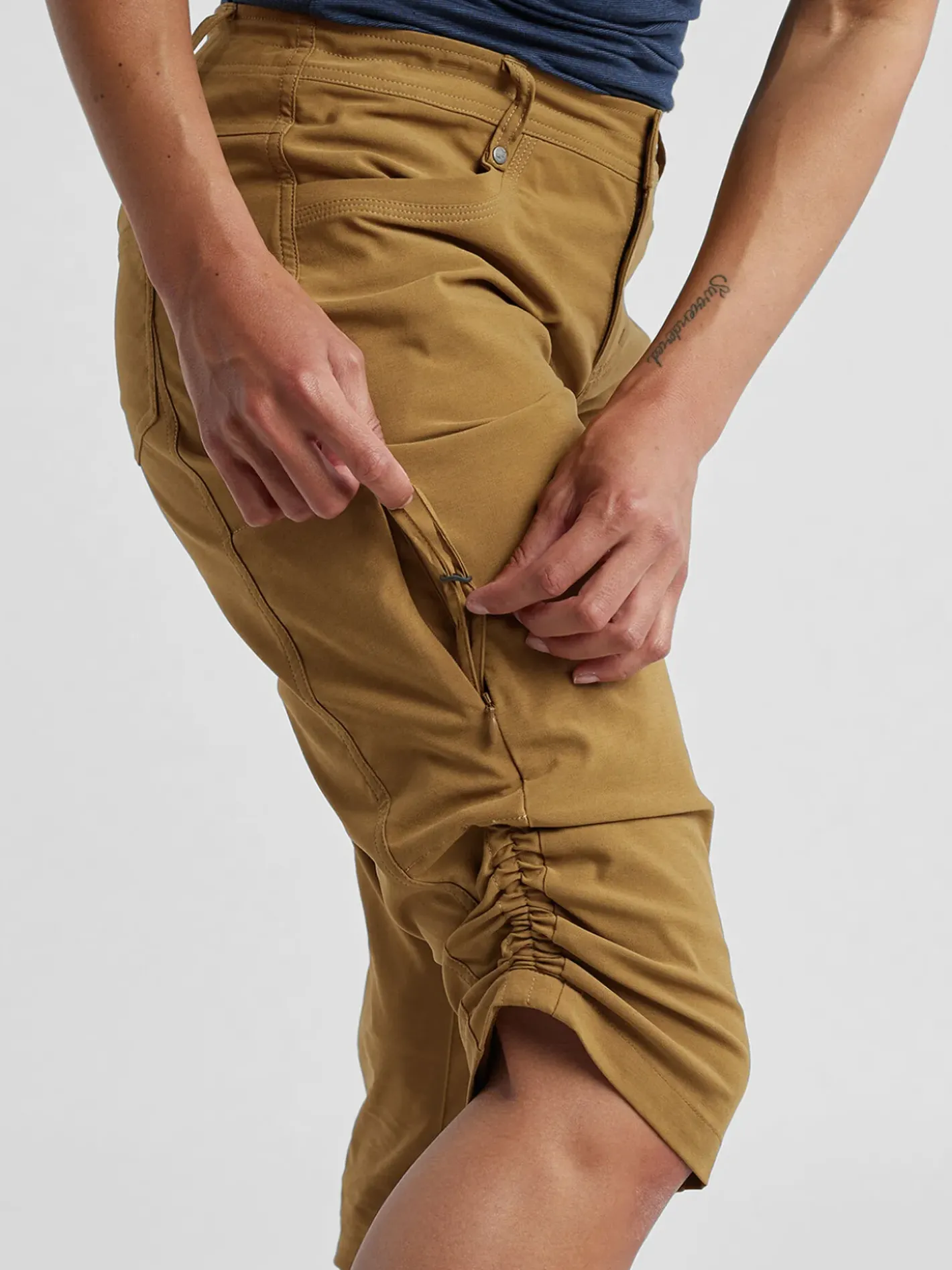 Title Nine Indestructible Hiking Capri>Women Bottoms Finder