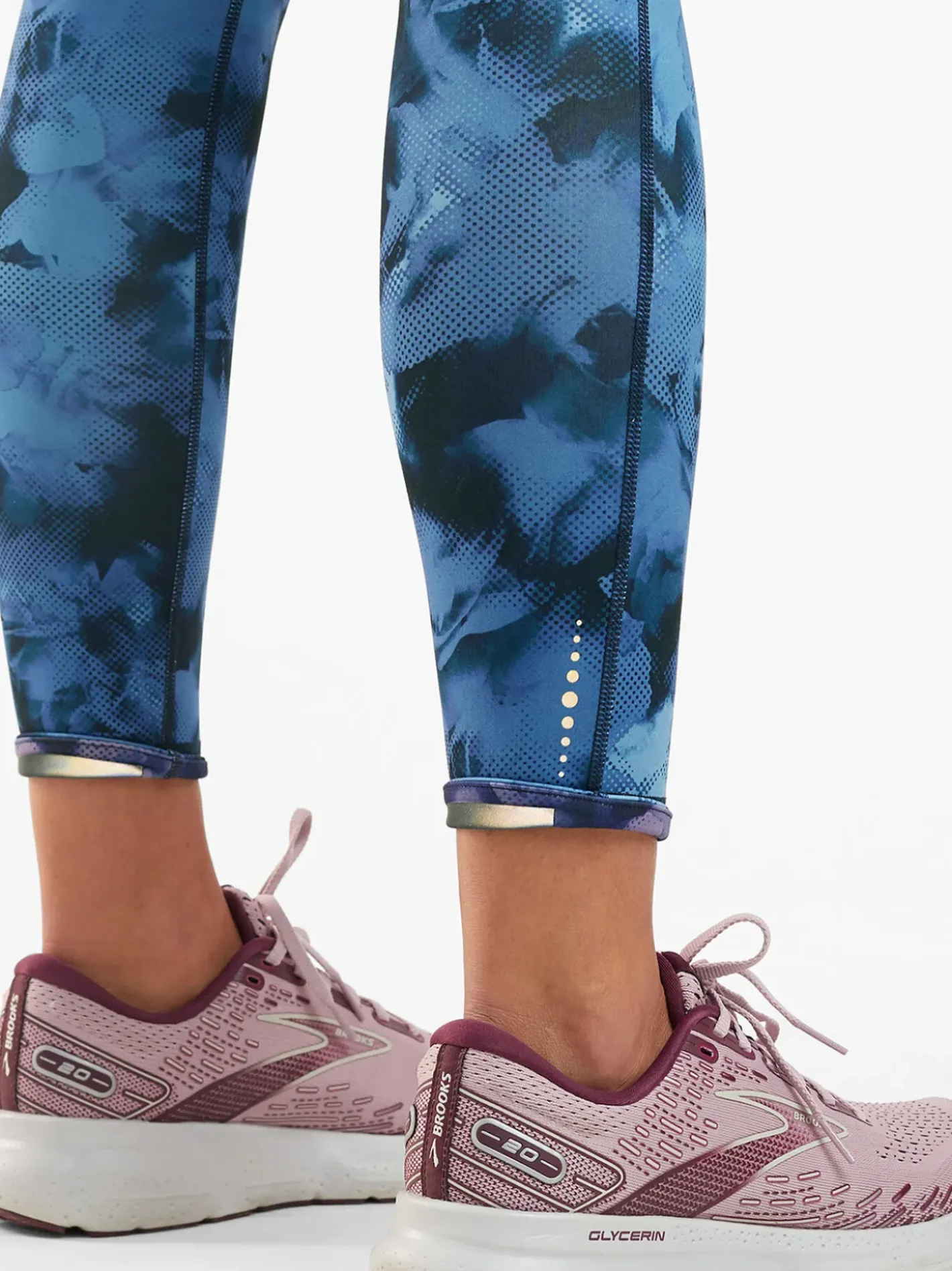 Title Nine Mad Dash Reversible 7/8 Running Tights - Aurora>Women Bottoms Finder