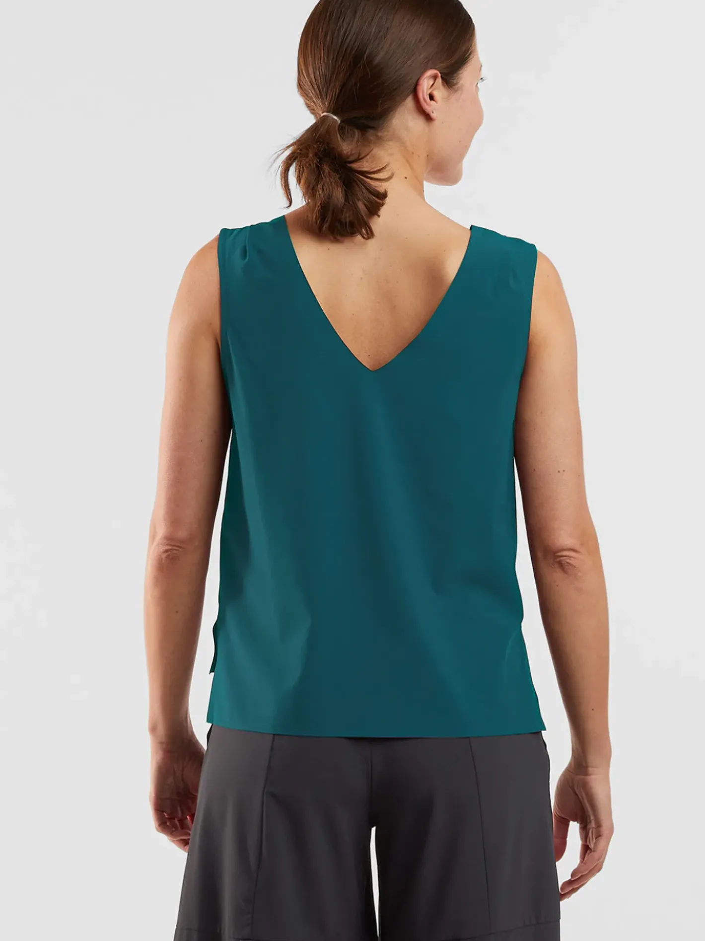 Title Nine Round Trip Pocket Tank Top - Solid>Women Swim Cover Ups