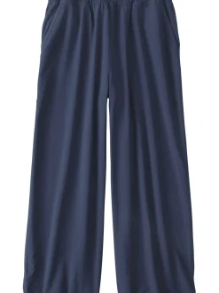 Title Nine Slaycation 2.0 Cropped Pants - Textured><noscript><img width=