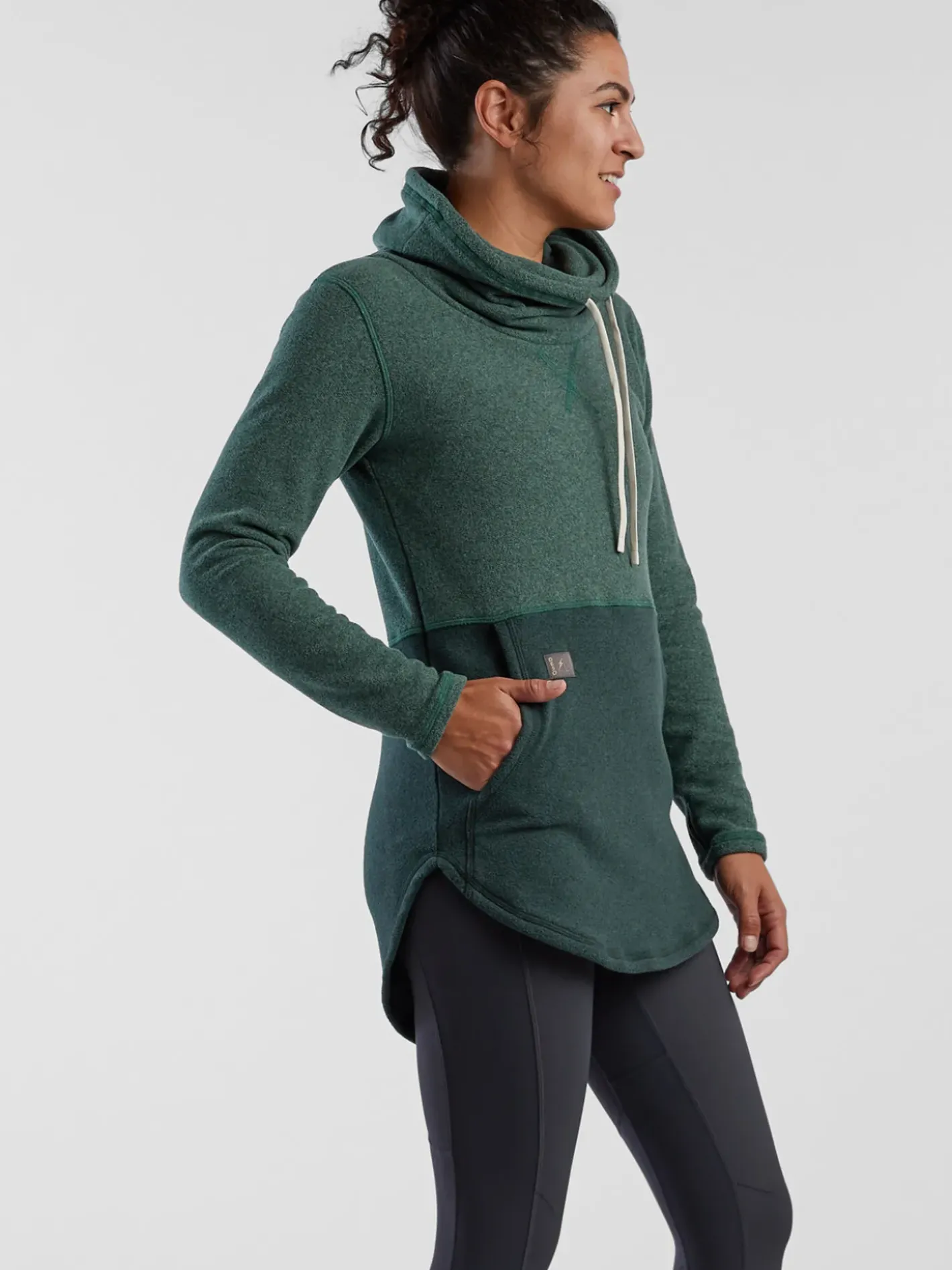 Title Nine Small Batch Fleece Pullover>Women Long Sleeve Tops