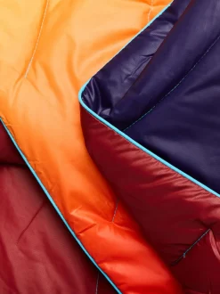 Title Nine The Puffer Blanket - Pyro Fade><noscript><img width=
