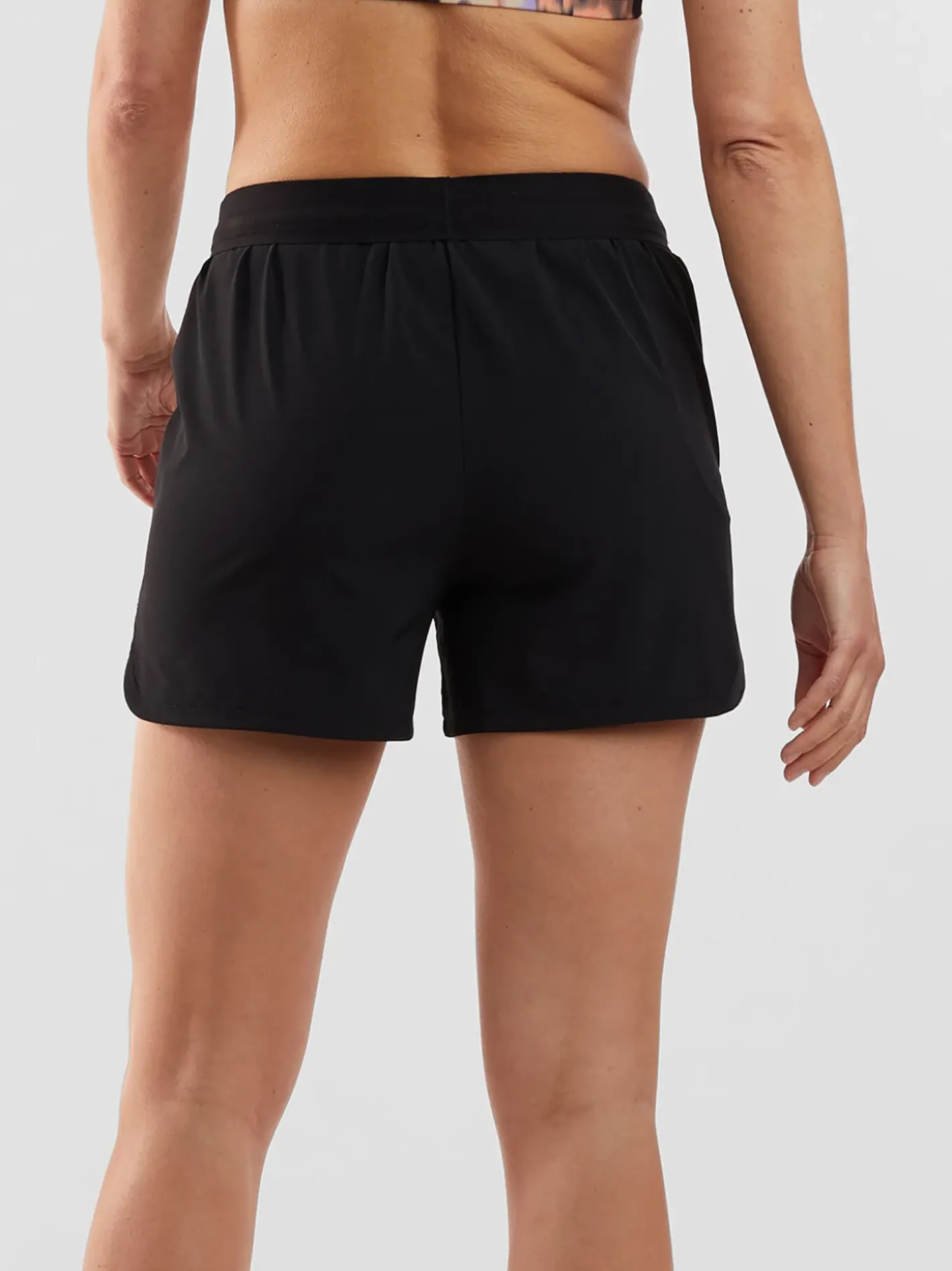 Title Nine Trace Sport Shorts 4" - Solid>Women Upf Clothing